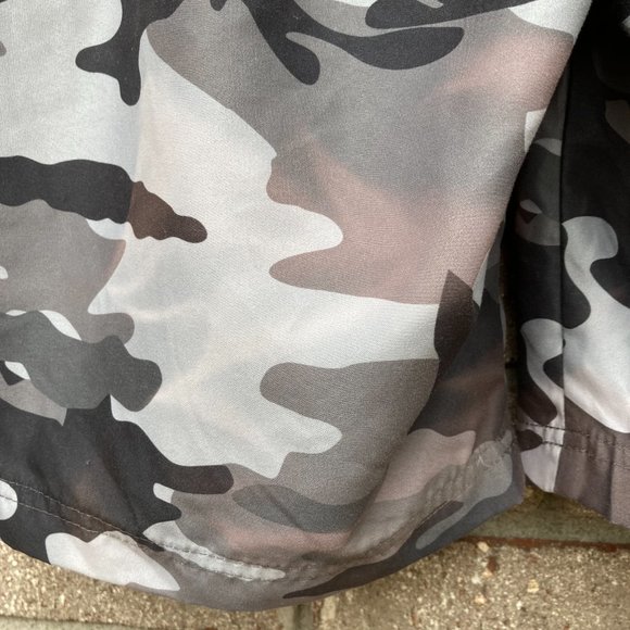 BASS PRO SHOPS Camo Swim Trunks - Picture 2 of 12